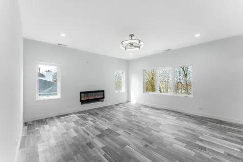 168 Winston Drive Bolingbrook IL 60440