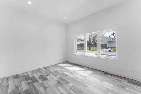 168 Winston Drive Bolingbrook IL 60440