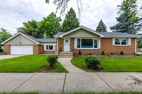 795 East 163rd Street South Holland IL 60473