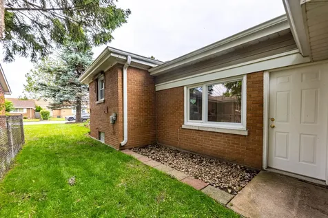 795 East 163rd Street South Holland IL 60473