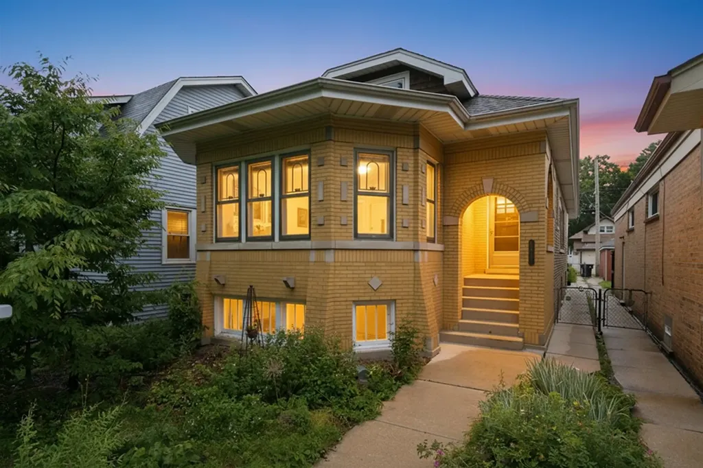 3516 Elmwood Avenue Berwyn IL 60402
