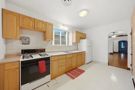 3516 Elmwood Avenue Berwyn IL 60402