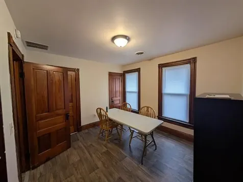 806 24TH Street Rock Island IL 61201