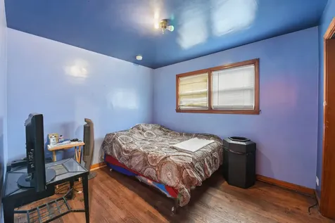 5317 South Hamilton Avenue Chicago IL 60609