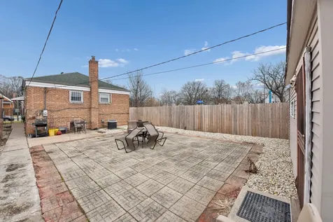 5317 South Hamilton Avenue Chicago IL 60609