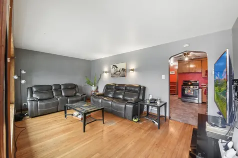 5317 South Hamilton Avenue Chicago IL 60609