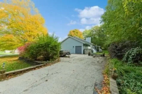 100 Prince Court SE Poplar Grove IL 61065