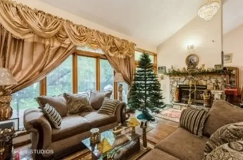 100 Prince Court SE Poplar Grove IL 61065