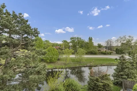 8025 Woodglen Lane Downers Grove IL 60516