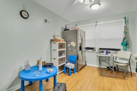 4956 Louise Street Skokie IL 60077