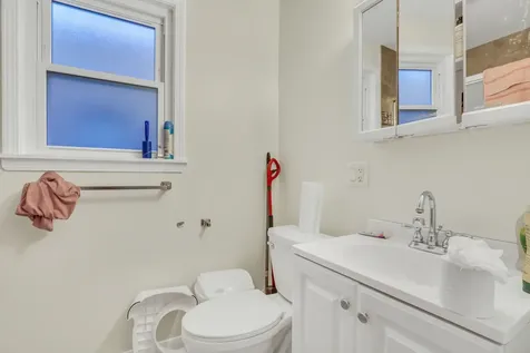 4956 Louise Street Skokie IL 60077