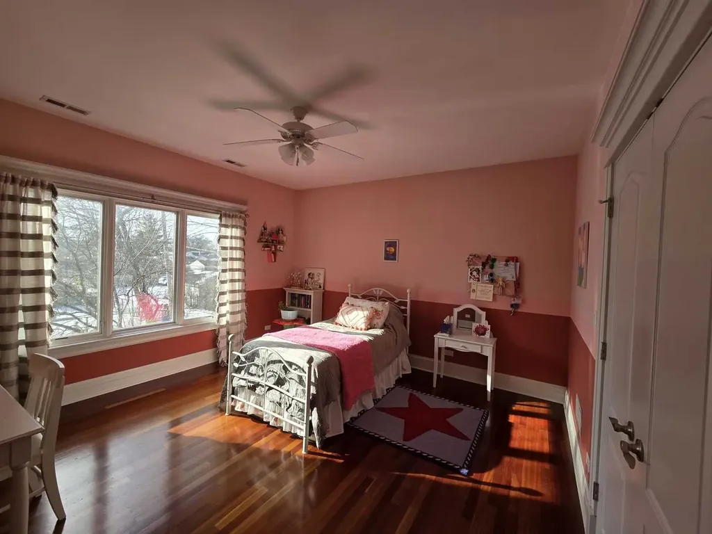 7007 West Hayes Avenue Chicago IL 60631