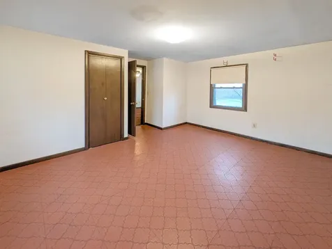9319 North Knight Avenue Des Plaines IL 60016