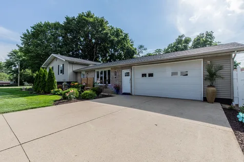 215 North Mound Street Tiskilwa IL 61368