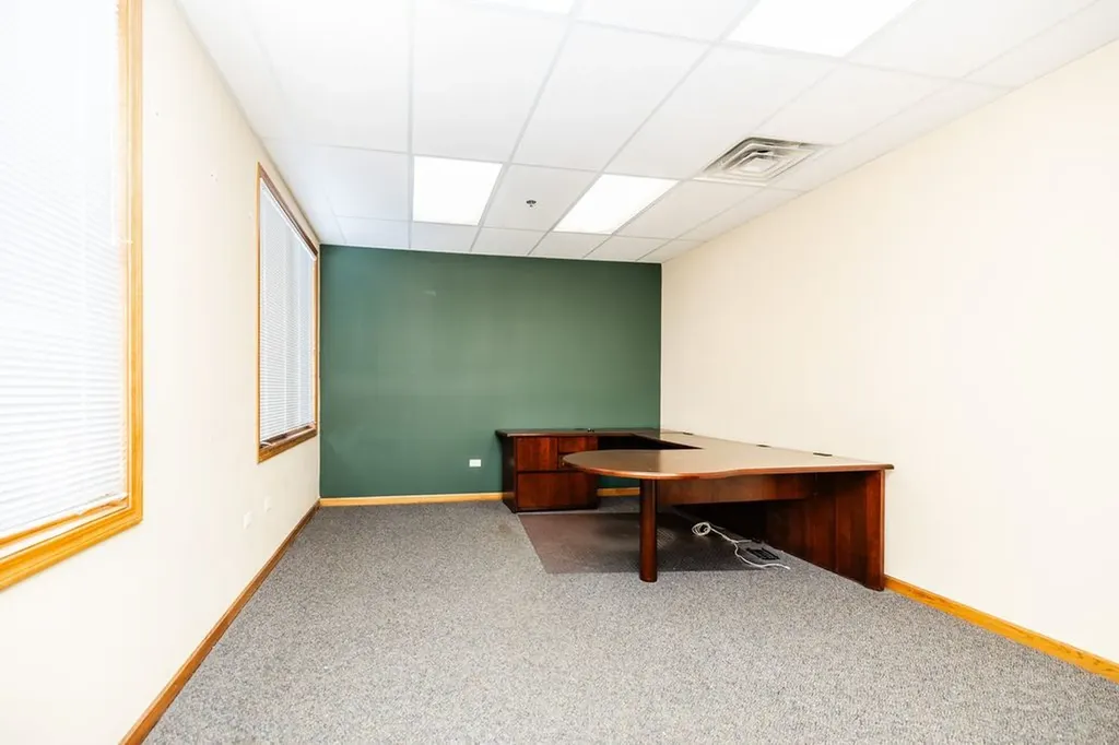 1510 Plainfield Road Darien IL 60561