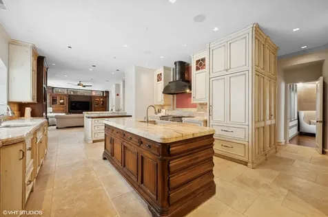 1125 Longvalley Road Glenview IL 60025