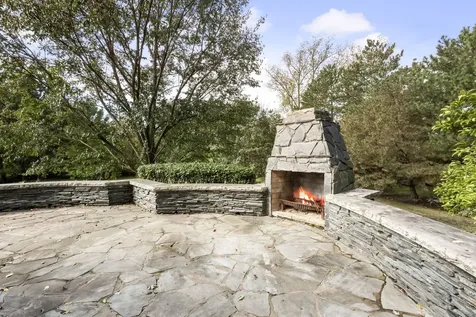 1125 Longvalley Road Glenview IL 60025