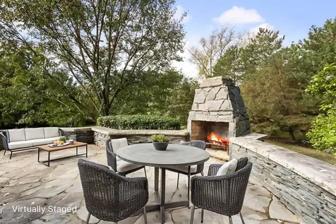 1125 Longvalley Road Glenview IL 60025