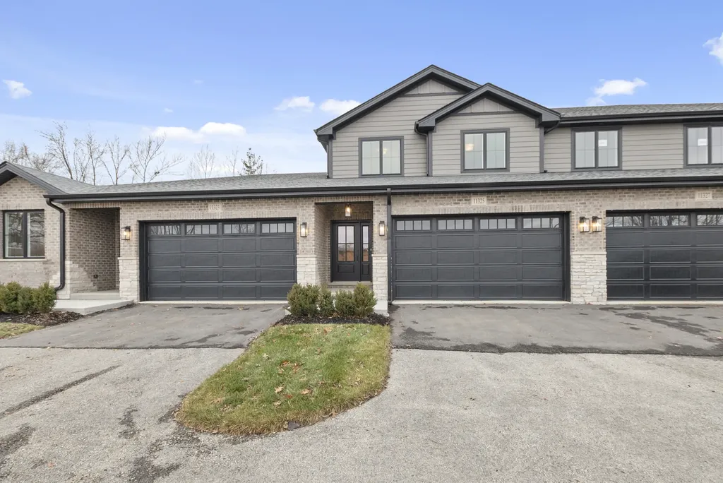 11329 1ST Street Mokena IL 60448