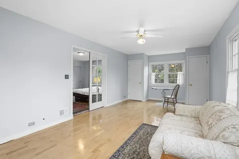 703 East Thomas Street Arlington Heights IL 60004