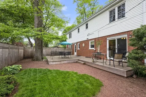 703 East Thomas Street Arlington Heights IL 60004