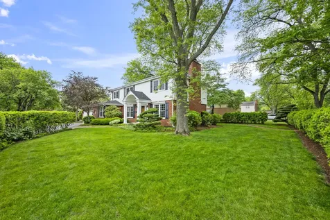 703 East Thomas Street Arlington Heights IL 60004