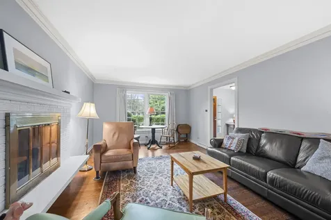 703 East Thomas Street Arlington Heights IL 60004