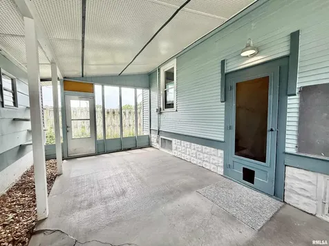 4529 11TH Street Rock Island IL 61201