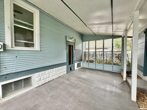 4529 11TH Street Rock Island IL 61201