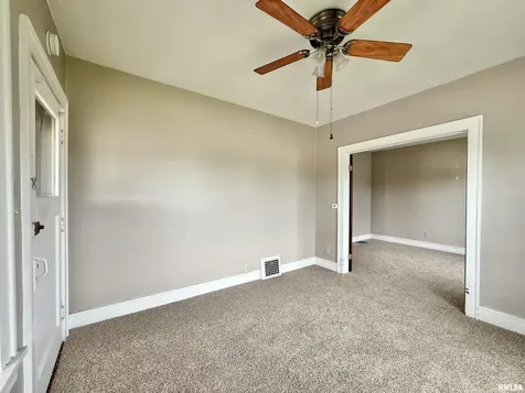 4529 11TH Street Rock Island IL 61201