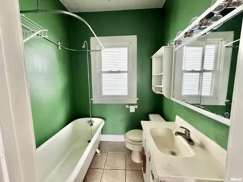 4529 11TH Street Rock Island IL 61201