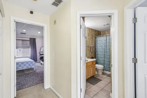 10 Thomas Court Grayslake IL 60030