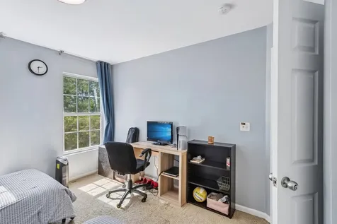 10 Thomas Court Grayslake IL 60030