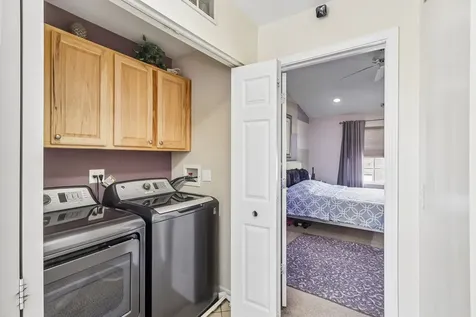 10 Thomas Court Grayslake IL 60030