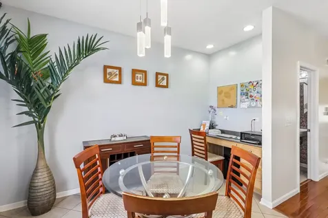 10 Thomas Court Grayslake IL 60030