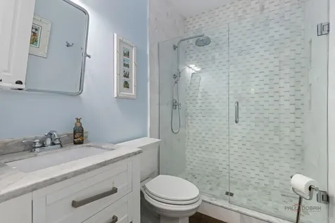 1025 South Vail Avenue Arlington Heights IL 60005