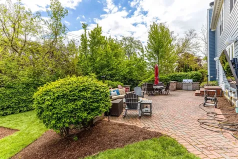 1025 South Vail Avenue Arlington Heights IL 60005
