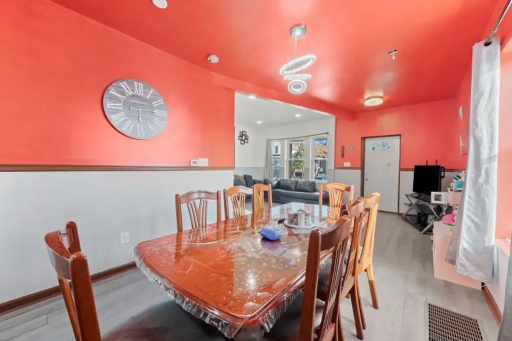 7358 South Carpenter Street Chicago IL 60621
