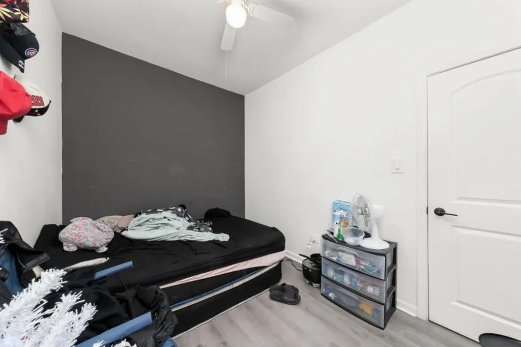 7358 South Carpenter Street Chicago IL 60621