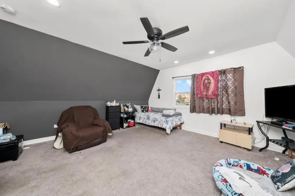 7358 South Carpenter Street Chicago IL 60621