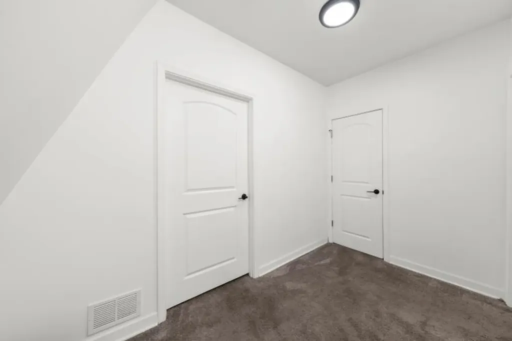 7358 South Carpenter Street Chicago IL 60621