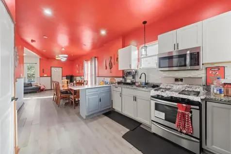 7358 South Carpenter Street Chicago IL 60621