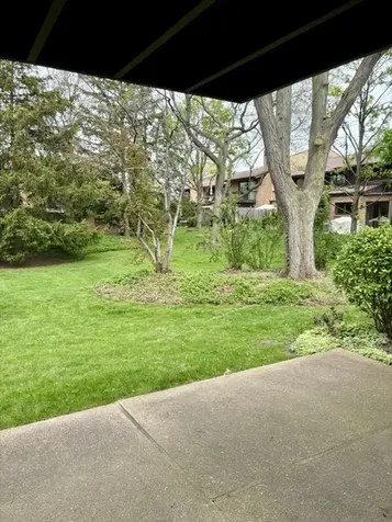1720 Wildberry Drive Glenview IL 60025