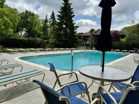 1720 Wildberry Drive Glenview IL 60025
