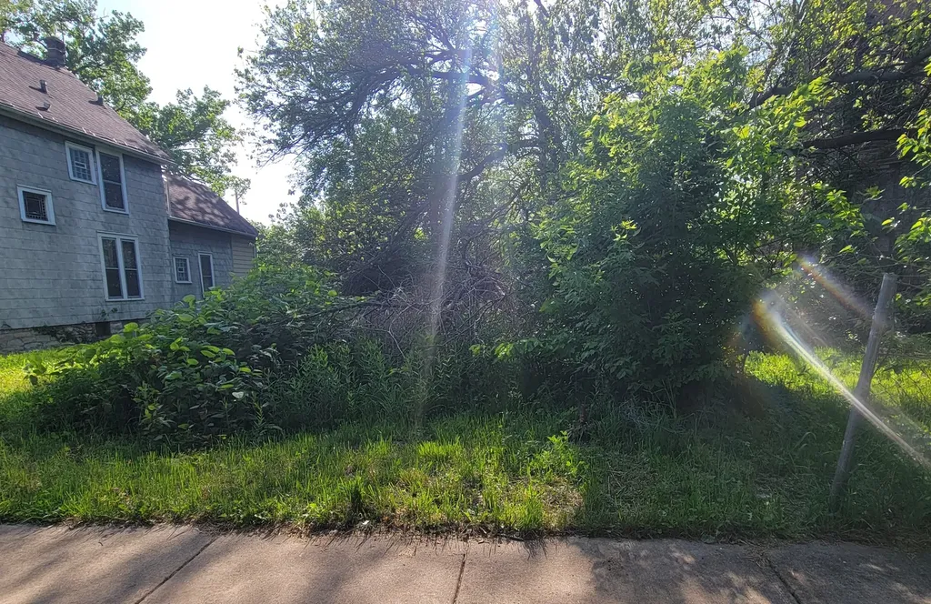 7040 South Parnell Avenue Chicago IL 60621