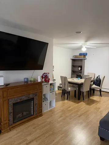 5155 North East River Road Chicago IL 60656