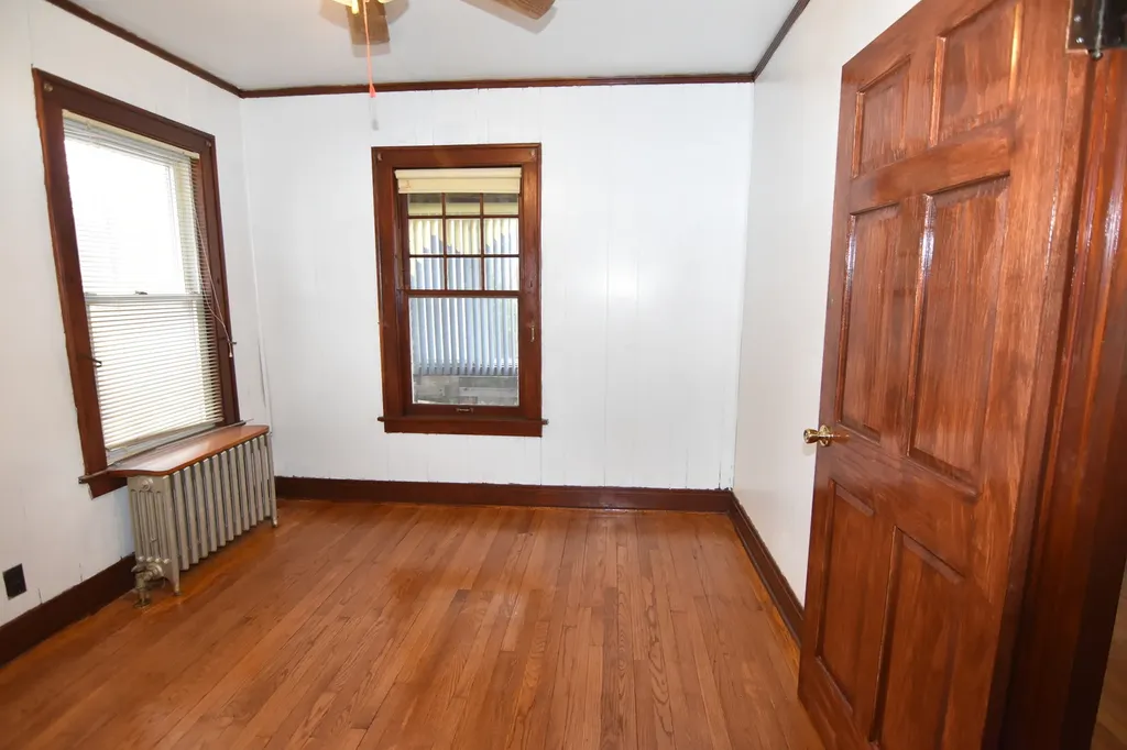 141 West 124th Street Chicago IL 60628