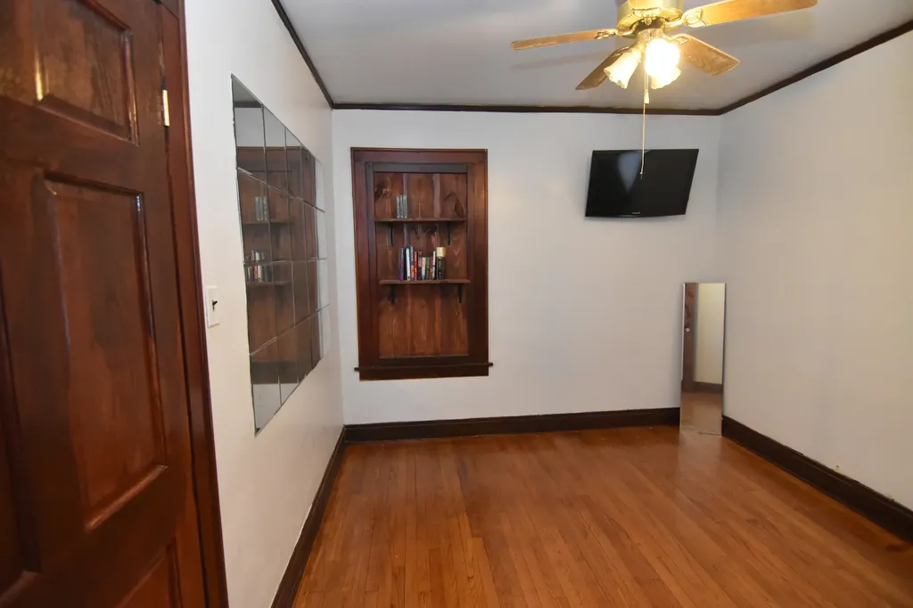 141 West 124th Street Chicago IL 60628