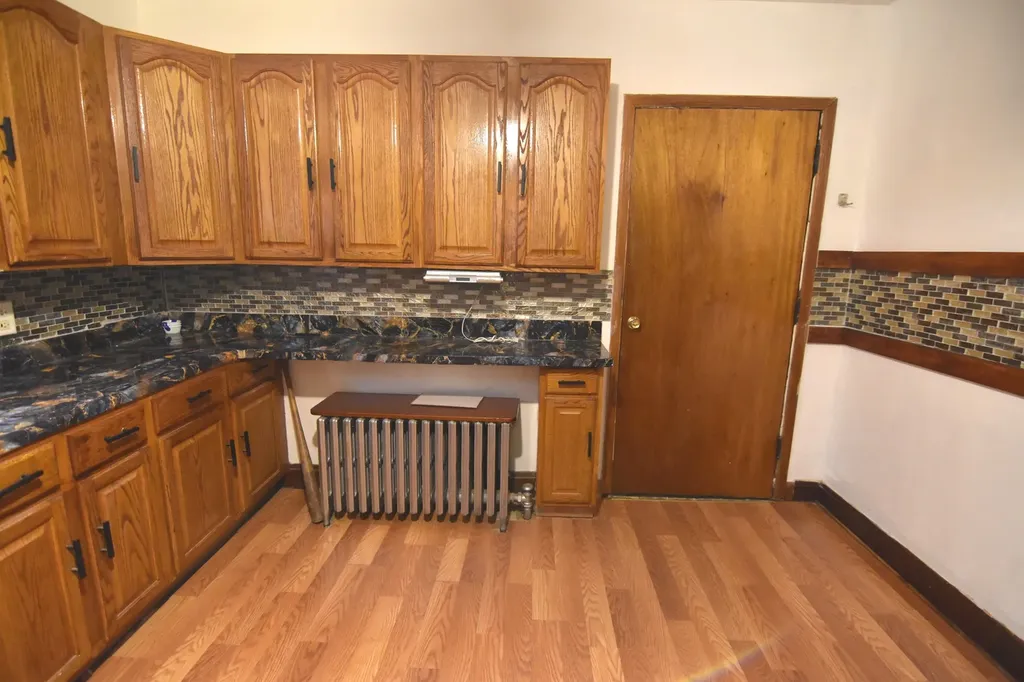 141 West 124th Street Chicago IL 60628