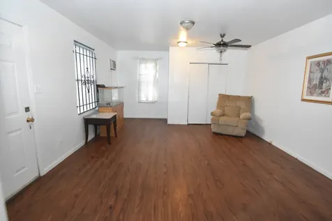 141 West 124th Street Chicago IL 60628